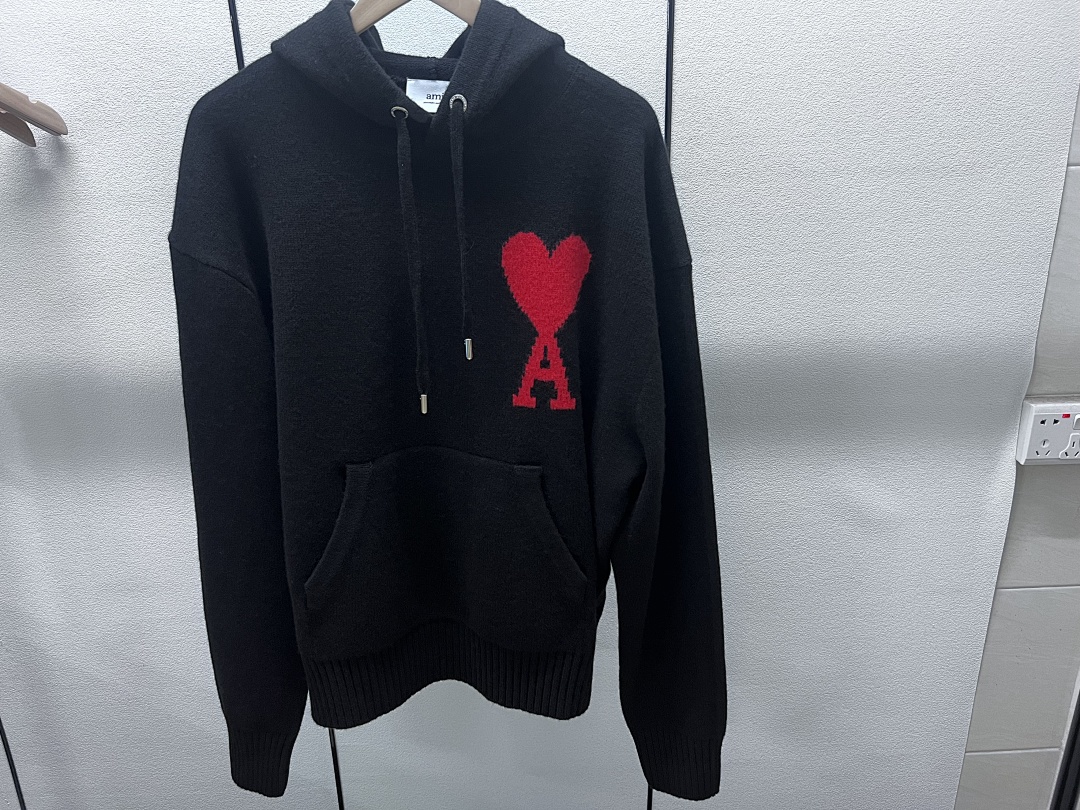 Unbranded Big Label Fleece - Image 7