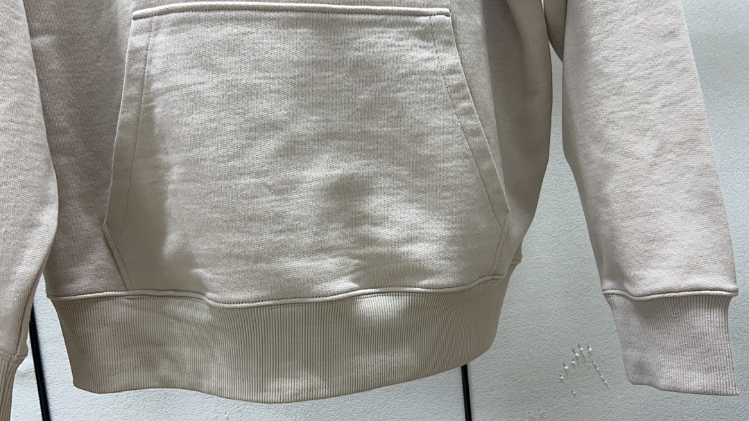 Unbranded Mid Model Label - Image 48