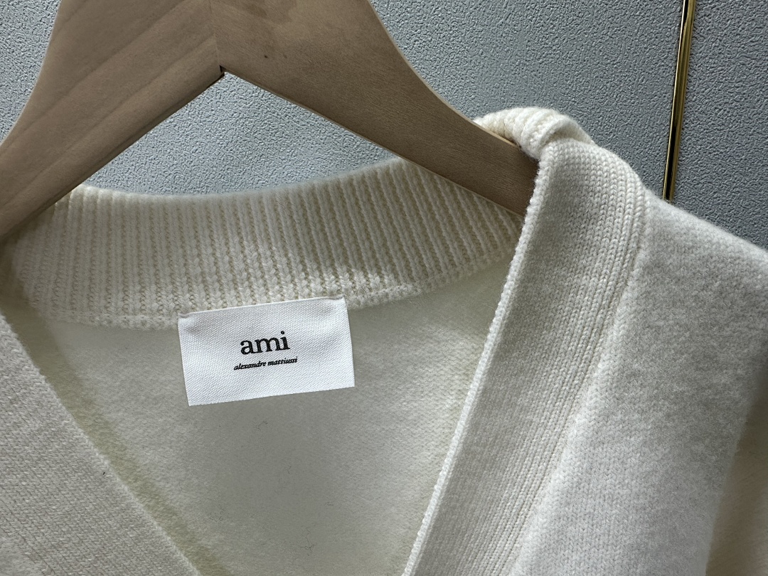 Unbranded 24 Fleece - Image 21