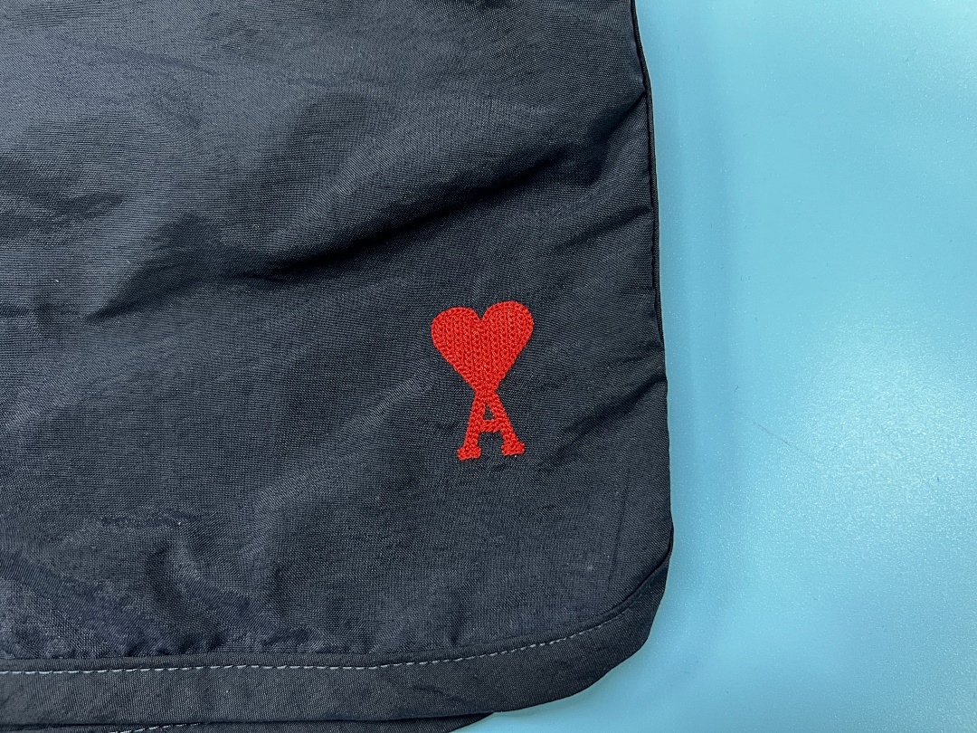 Unbranded Small Label - Image 6