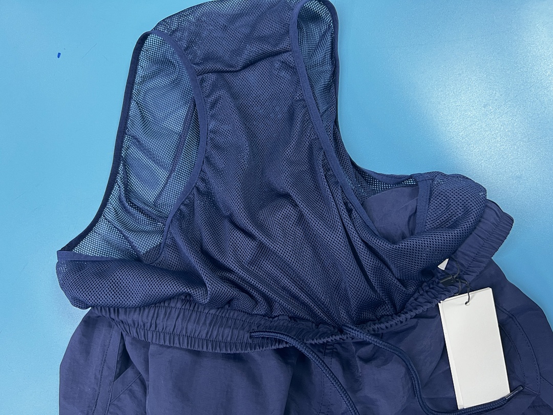 Unbranded Small Label - Image 29