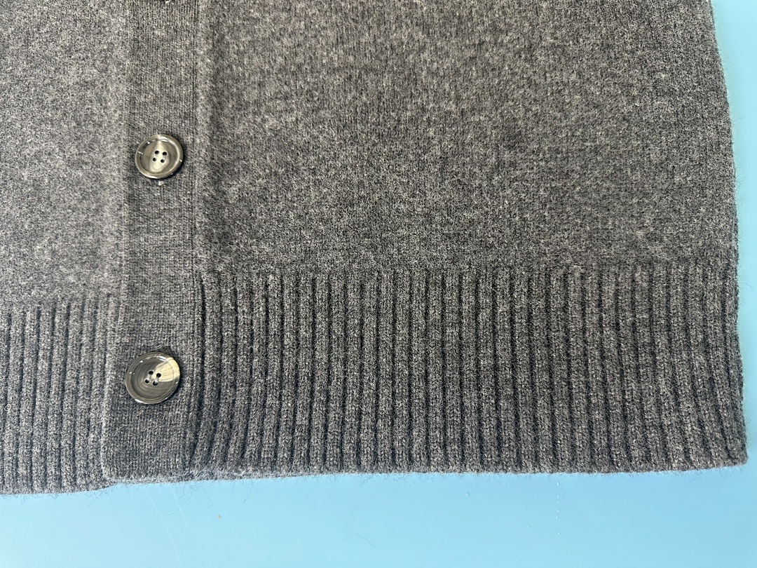 Unbranded 24 Fleece - Image 28