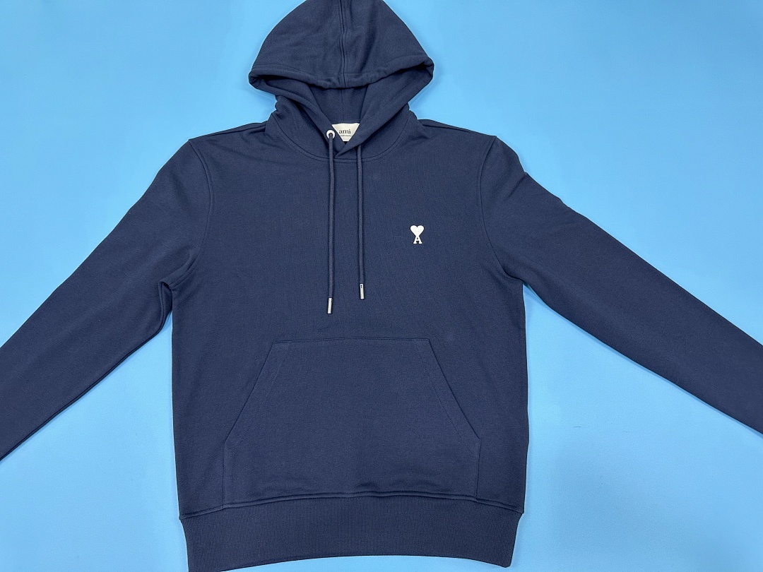Unbranded 2025 White Badge Hoodie - Image 9