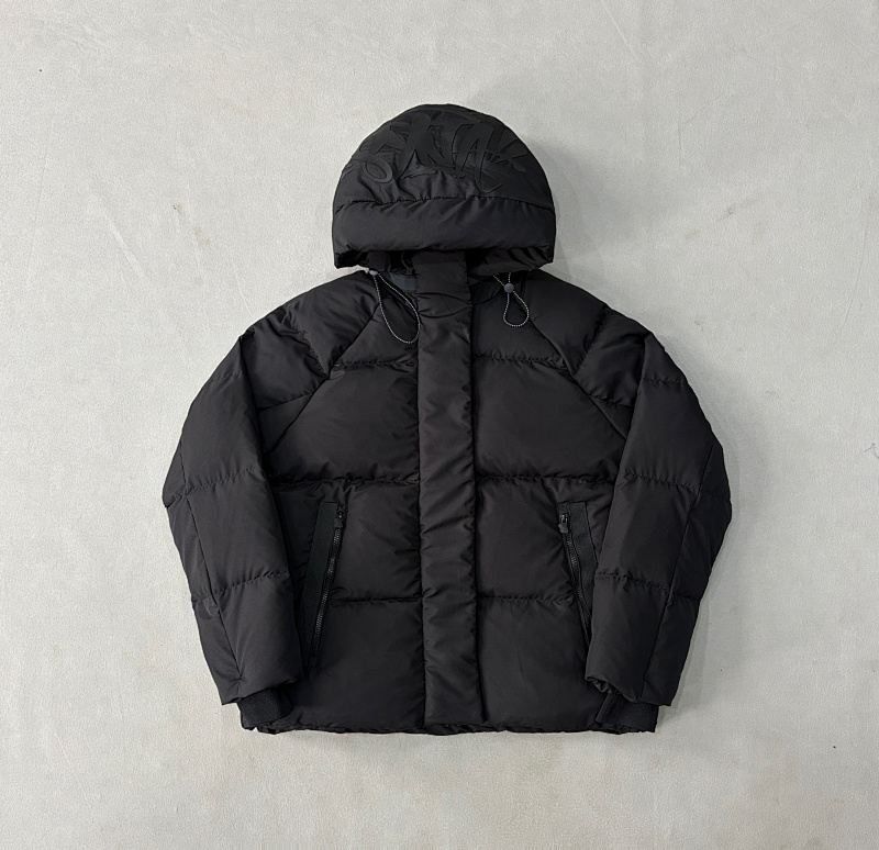 Syna World ¥490 Synaworld Down Jacket (Black)