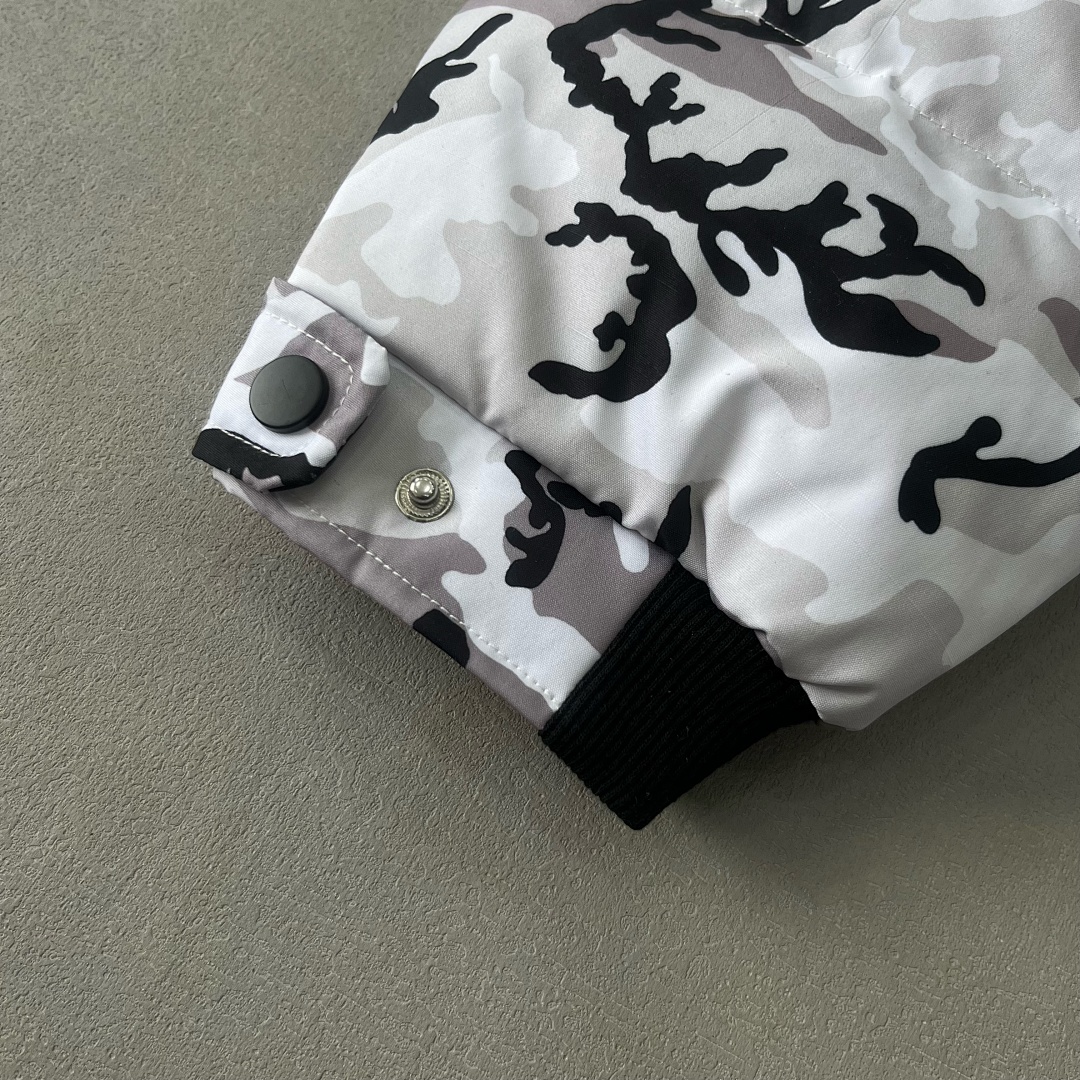 Gallery Dept ¥488 Corvidae SNOW (CAMO PUFFER) - Image 15