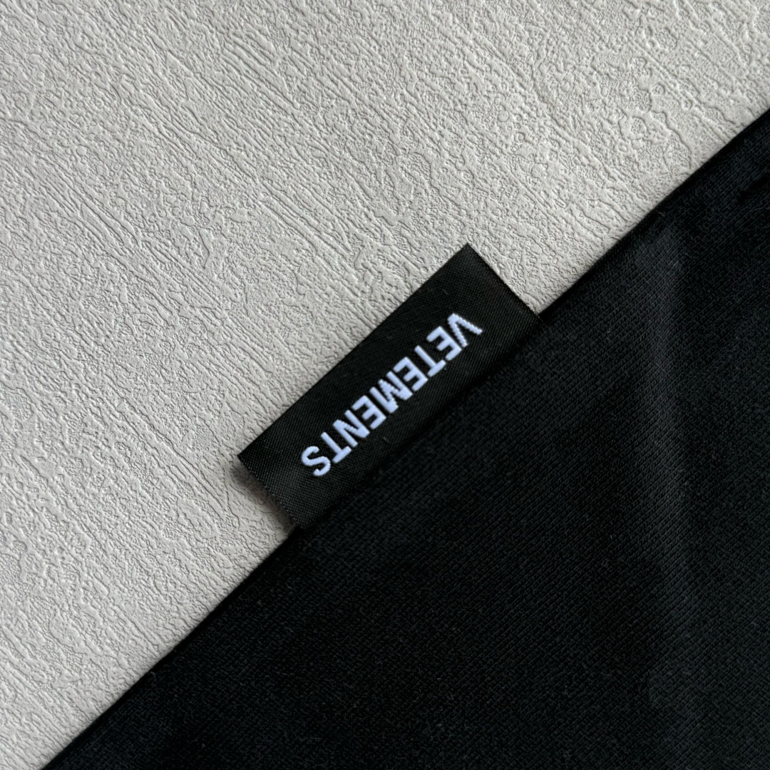 Unbranded ¥98 Vetements AW19 Interpol Tshirt - Image 6
