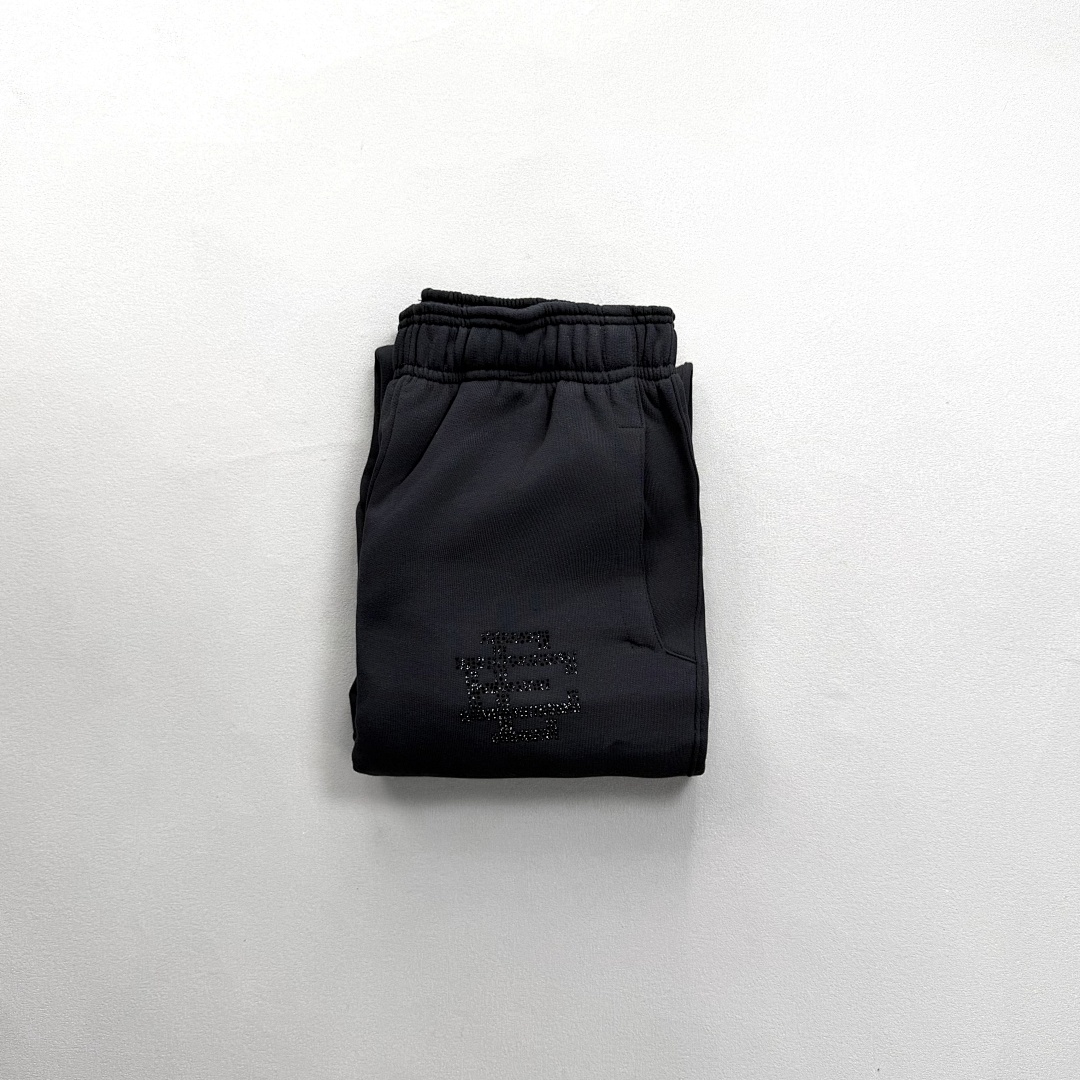 Christian Louboutin ¥268 EE Swarovski Hood Suit - Image 22