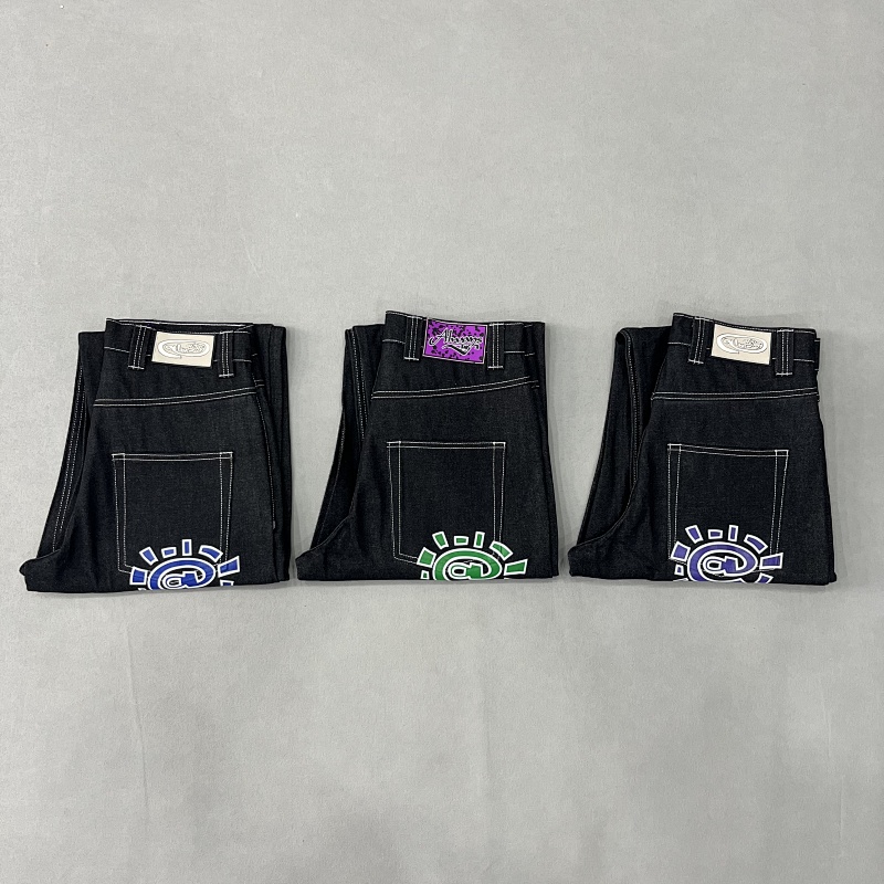 Adwysd ¥180