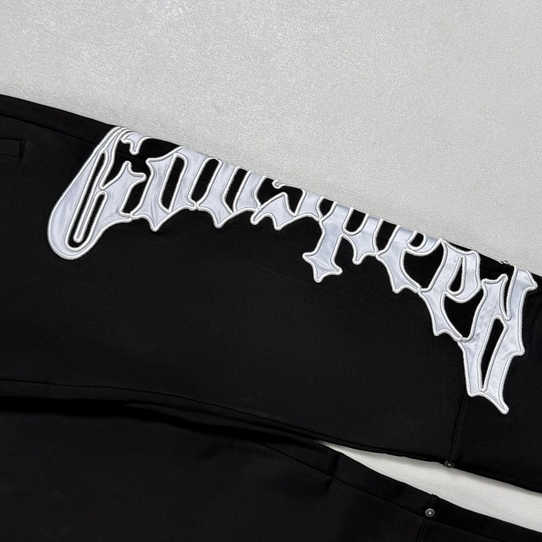 Godspeed ¥298 OG LOGO SWEATSUIT V2 Godspeed (Black/Silver Satin) - Image 30
