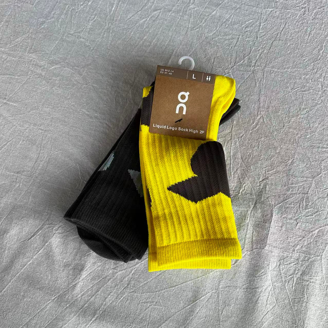 UGG ON Socks 2 - Image 5