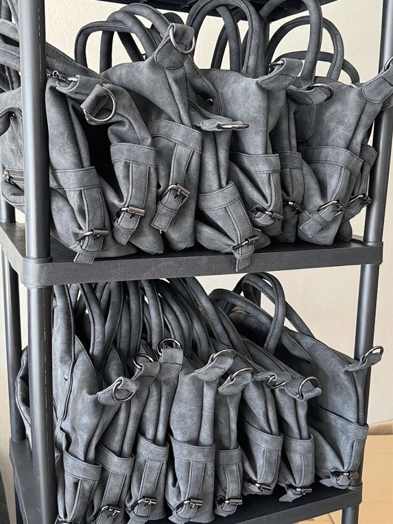 Chanel CH Handbag Black. ～8.99Usd - Image 9