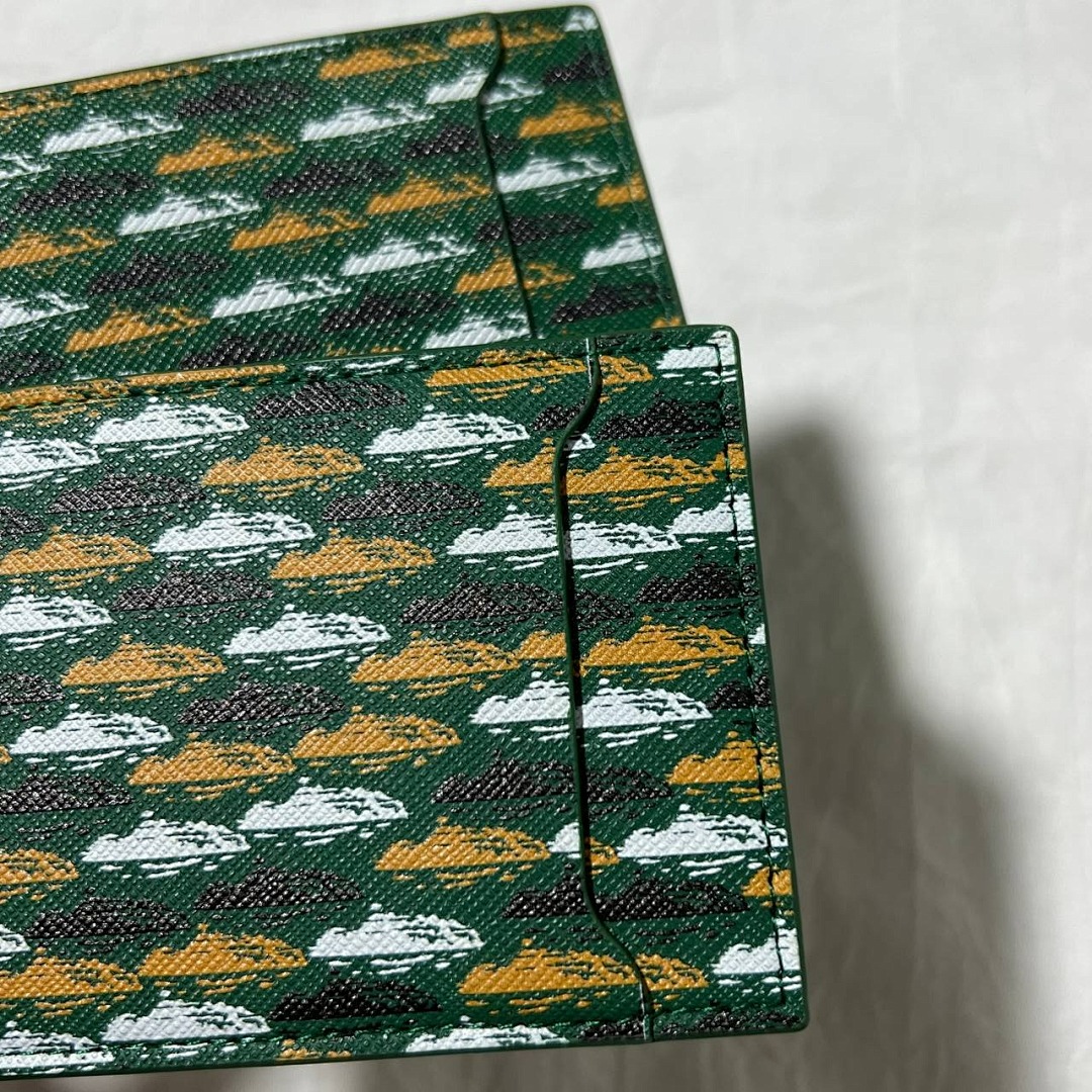 bag/homeware/accessories In Stock! CRT*Z Green Card Holder - Image 6