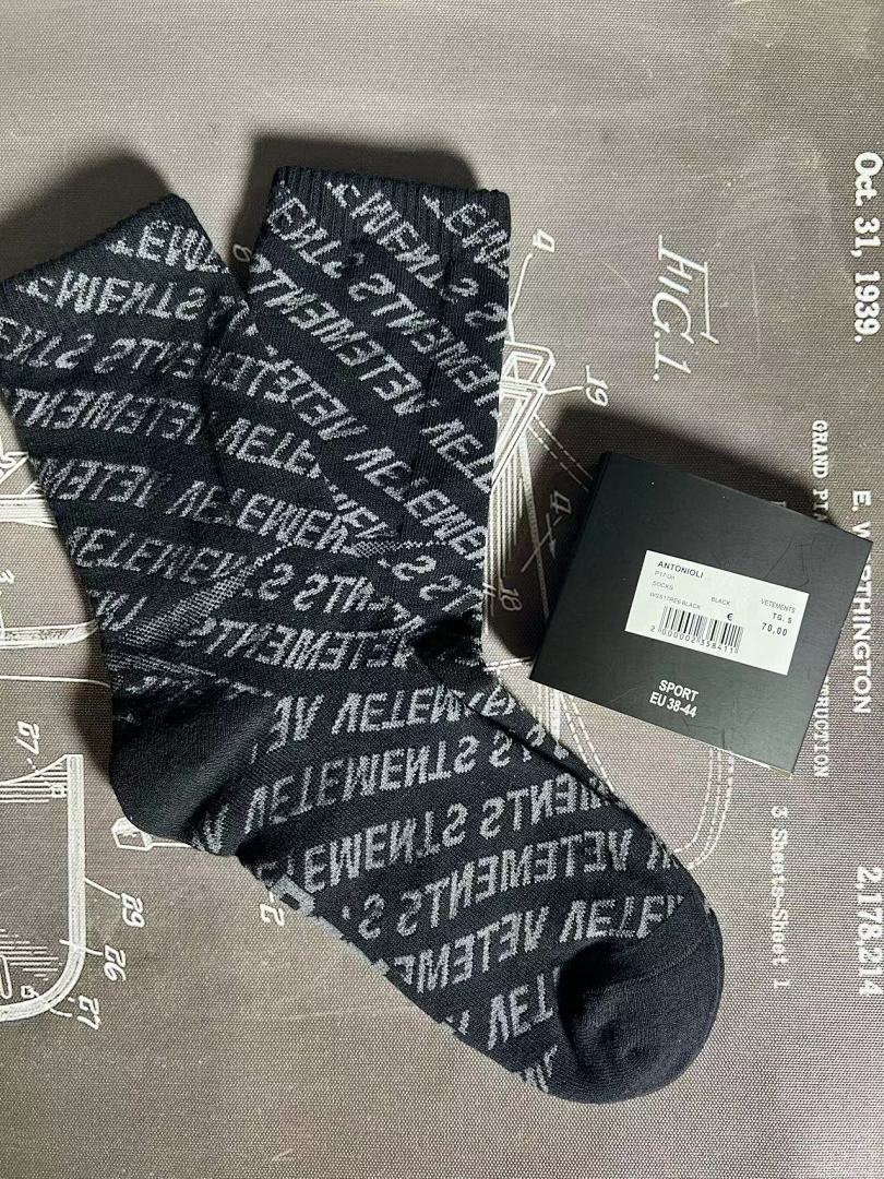Accessiories 1:1 Vetements All Logo Socks - Image 6
