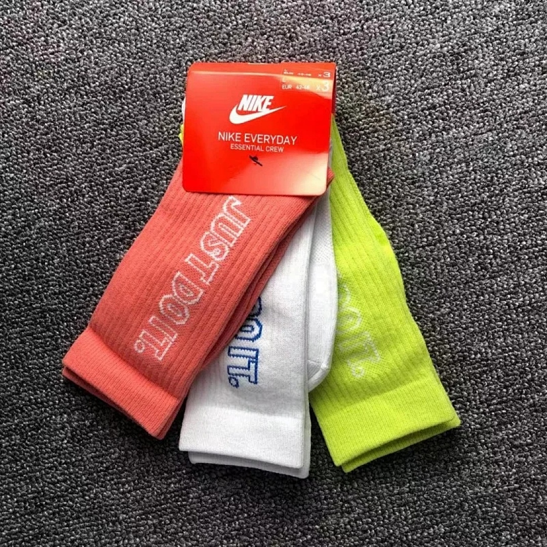 Accessiories NK Essential 3 Pairs - Image 5
