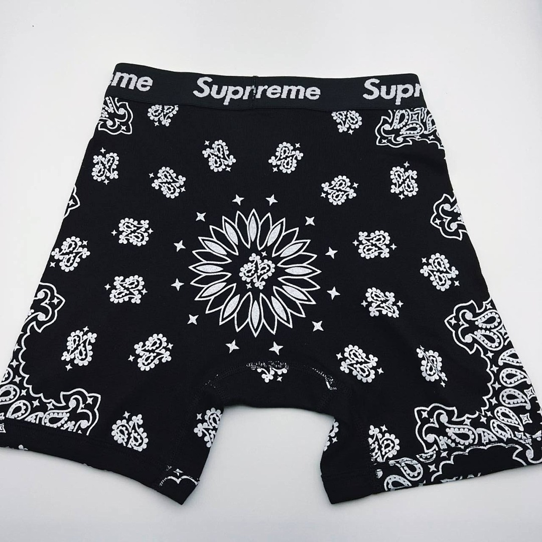 Chanel SU* Hanes Boxer Briefs Fruit Floral Triple (Black/Red/White) - Image 15