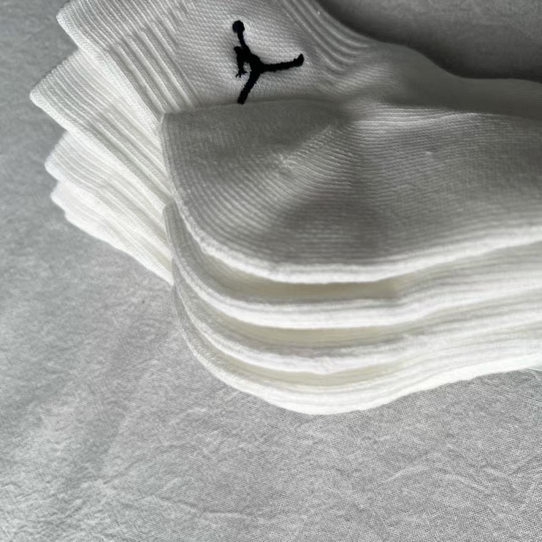 Accessiories 5 Socks Towel 3 Pacs A Set - Image 9