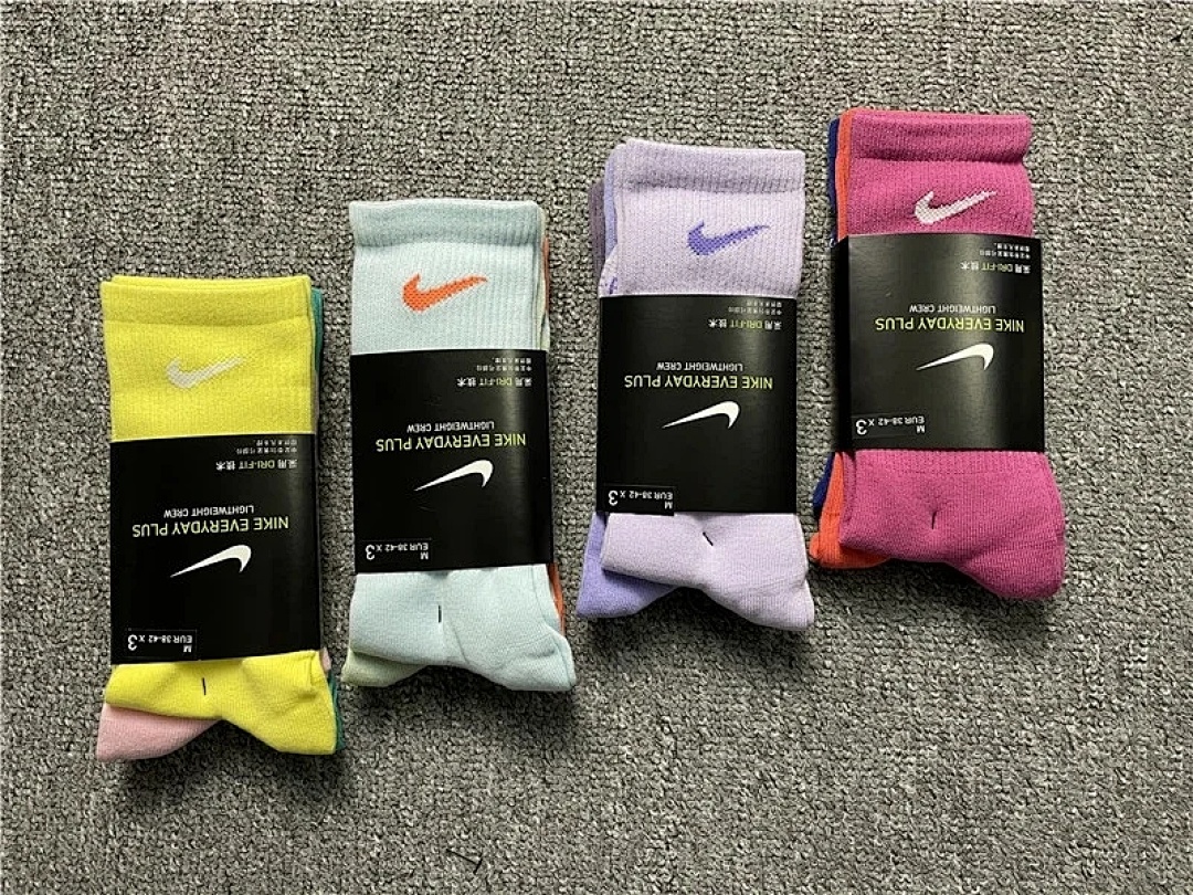 Accessiories NK Socks Color Triple Mens Womens Mid