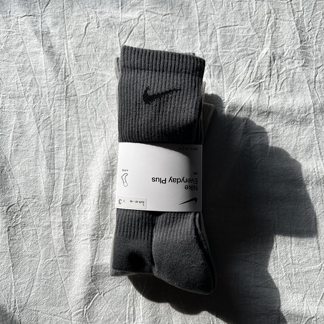 Accessiories NK New Color Towel Trick Socks 3 Pac A Set - Image 5