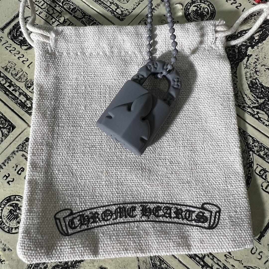Chanel CHROME HEARTS Necklace - Image 4