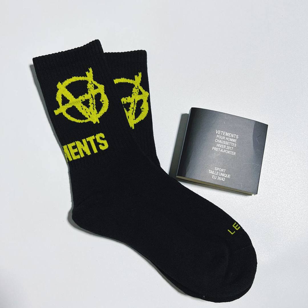 Accessiories VETEMENTS TOWEL SOCKS Black Yellow Reverse A 1:1 - Image 6