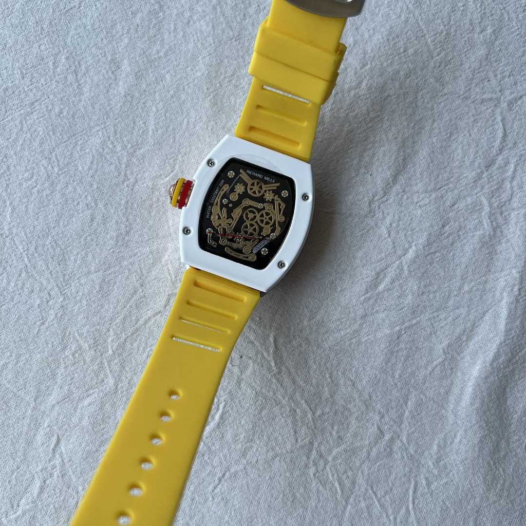 Chanel Smile Watch Red (Quite Heavy Good Quality) - Image 5