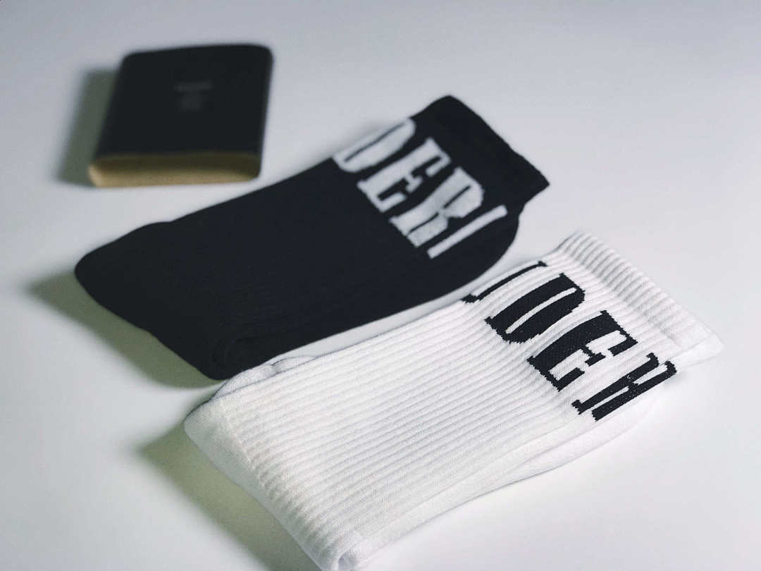 Accessiories 1: 1 Rhude 2022 New Logo Socks Towel Bottom - Image 11