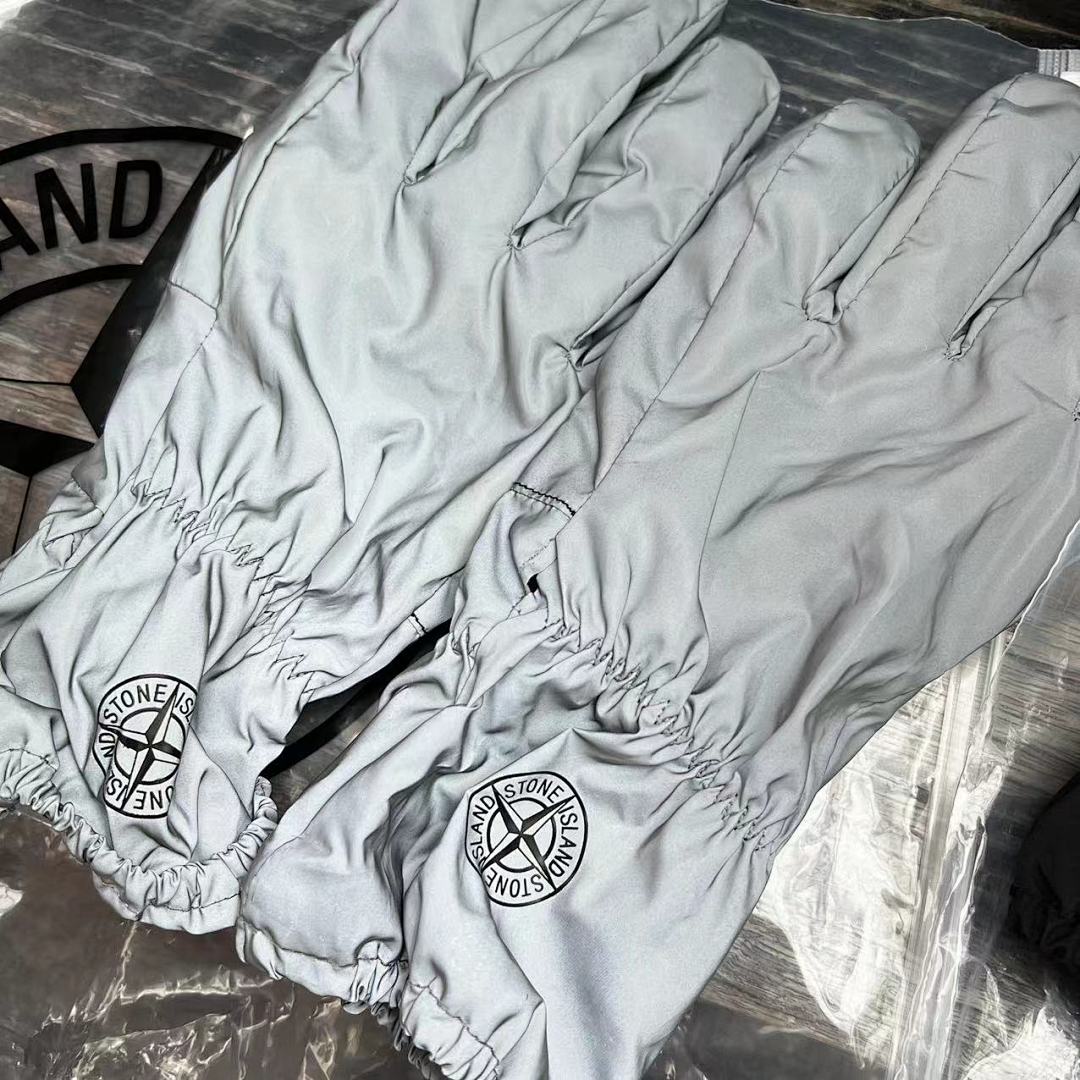 Hats Stone Island Reflecttive Glove - Image 4