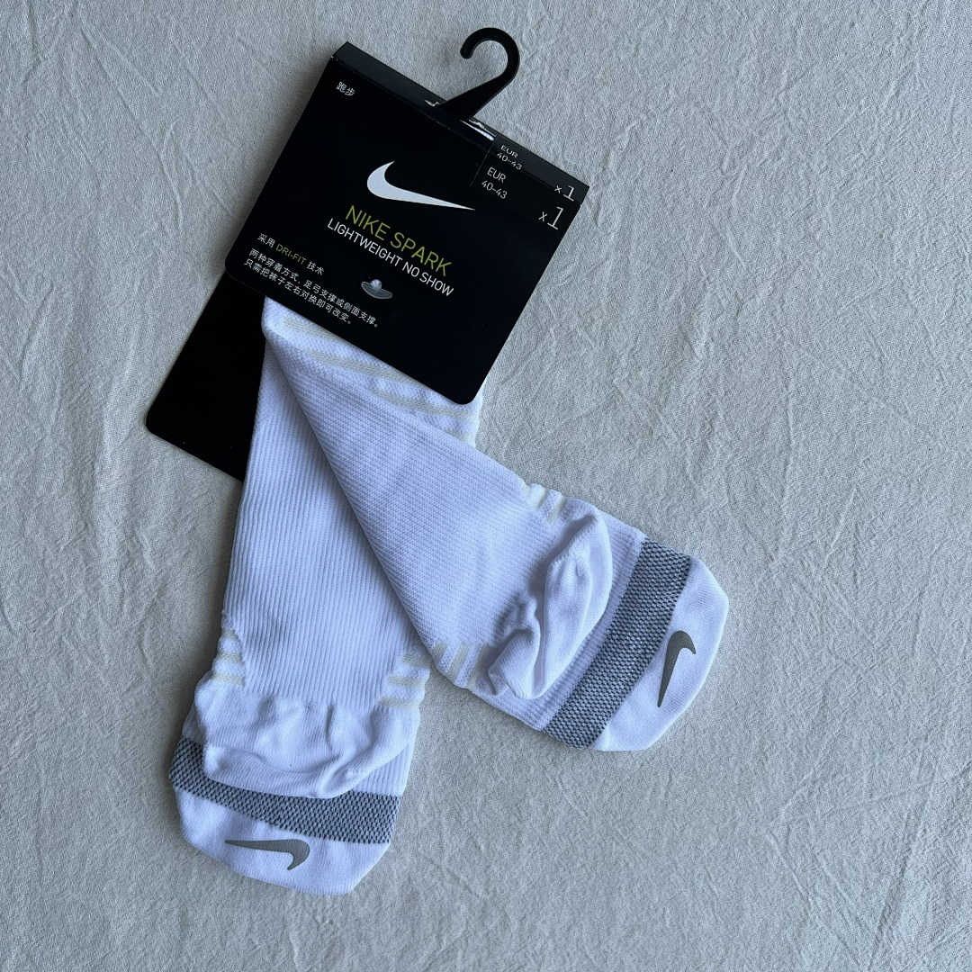 Accessiories 3M Reflective Quick Dry Socks - Image 2