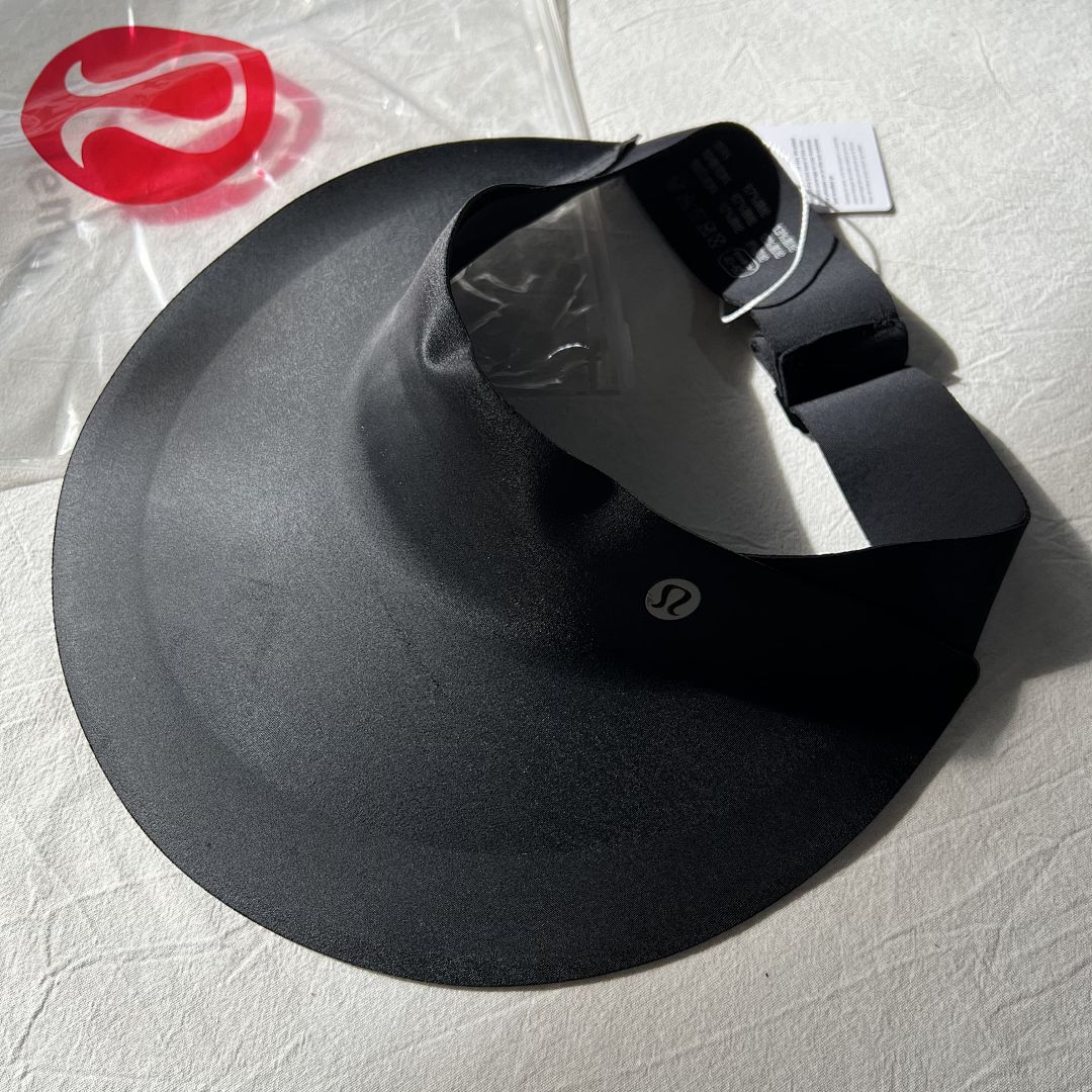 UGG LULULEMON Sun Hat With Logo Bag - Image 6