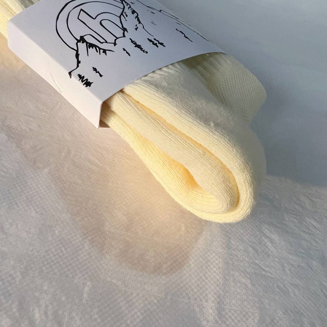 Accessiories Hidden Ny Socks Egg Yellow Towel - Image 4