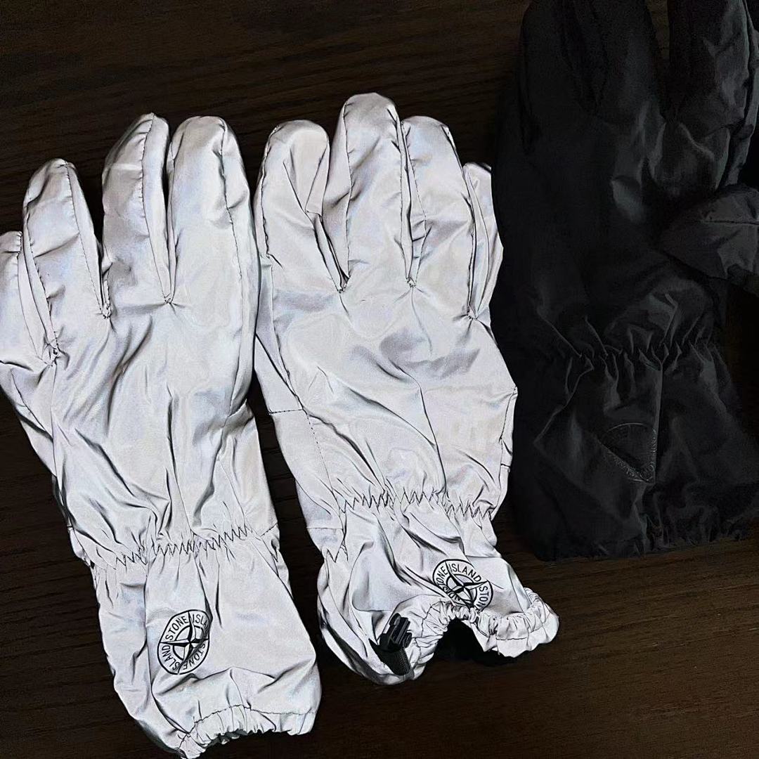 Hats Stone Island Reflecttive Glove - Image 13