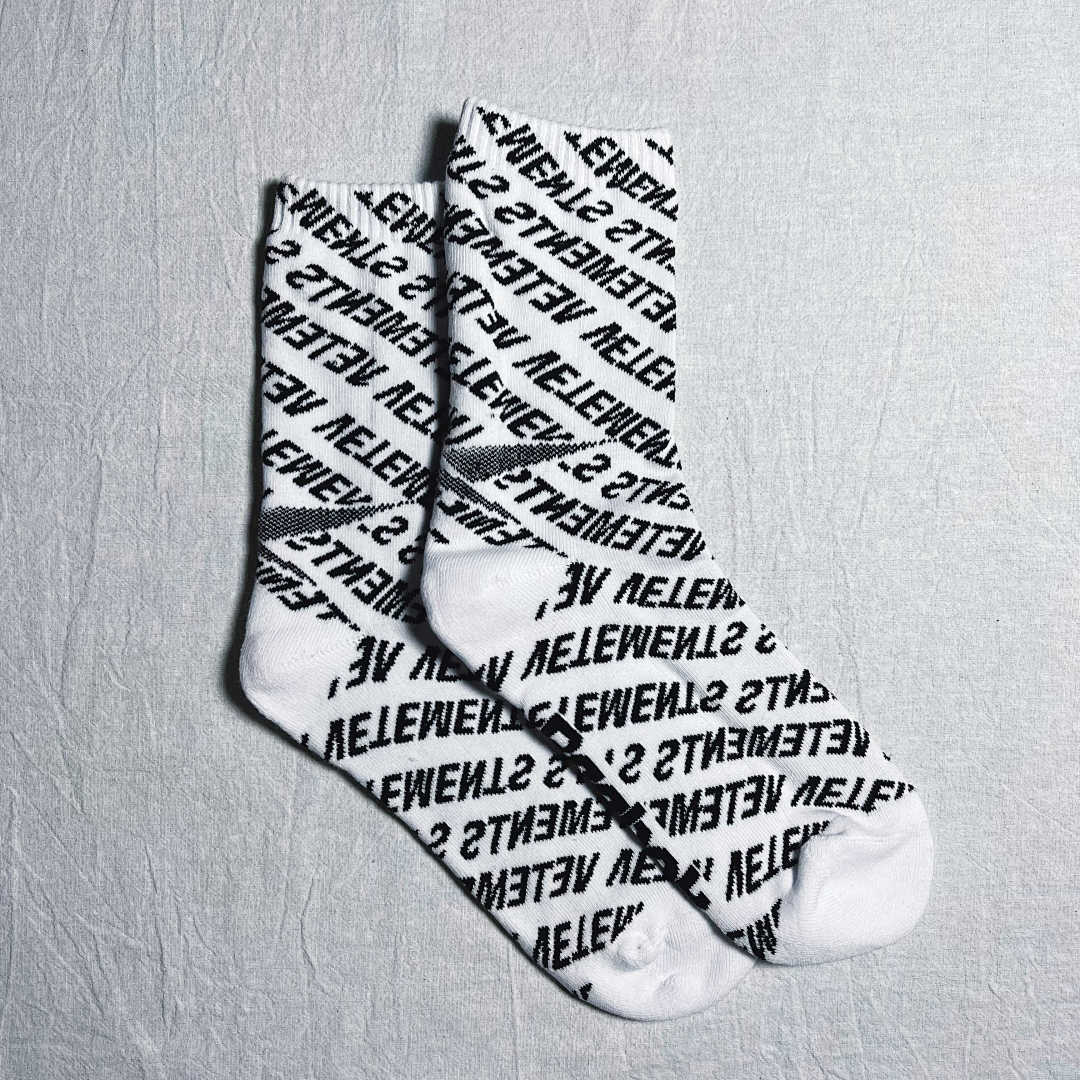 Accessiories 1:1 Vetements All Logo Socks - Image 3