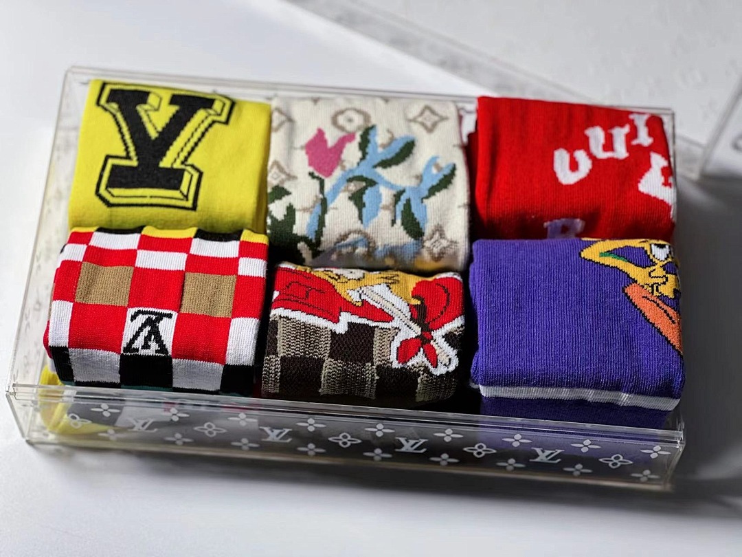 Accessiories 6 Pairs Box Socks 2022 New Color ——All Package