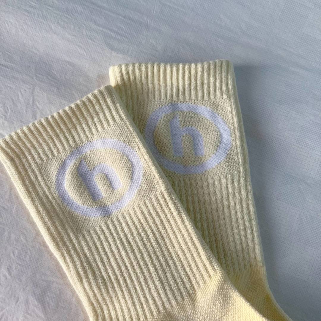 Accessiories Hidden Ny Socks Egg Yellow Towel - Image 7