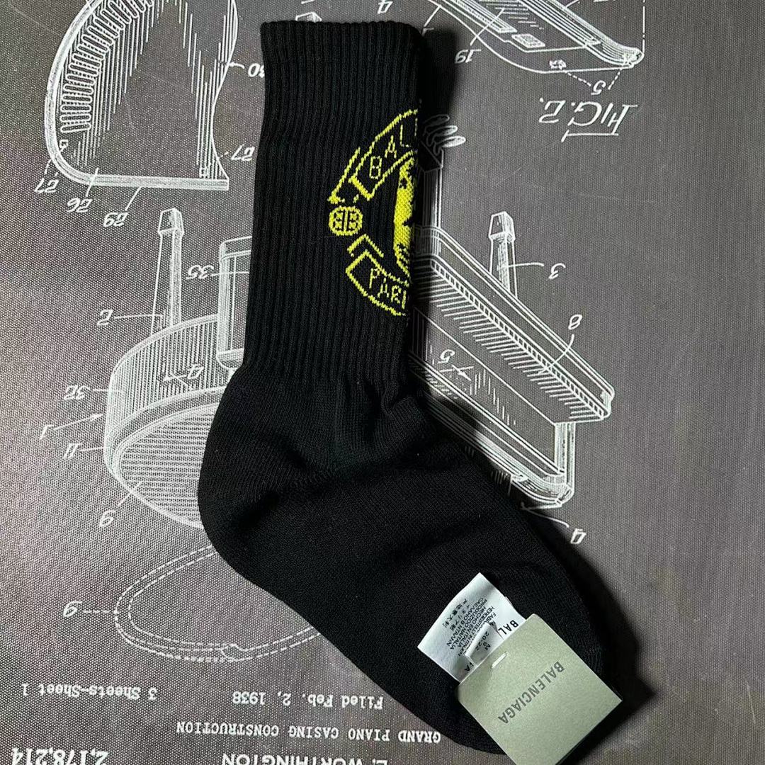 Accessiories BAL 2022 Yellow Fleece Sole Socks Towel - Image 5