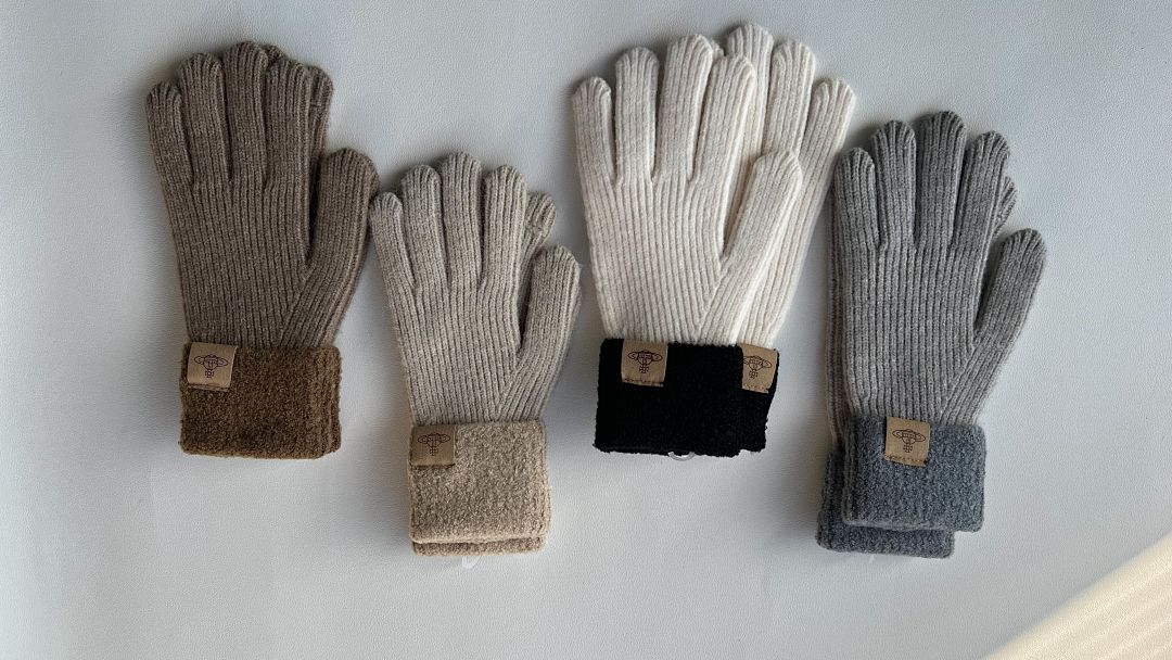 Hats Vivienne Westood Glove