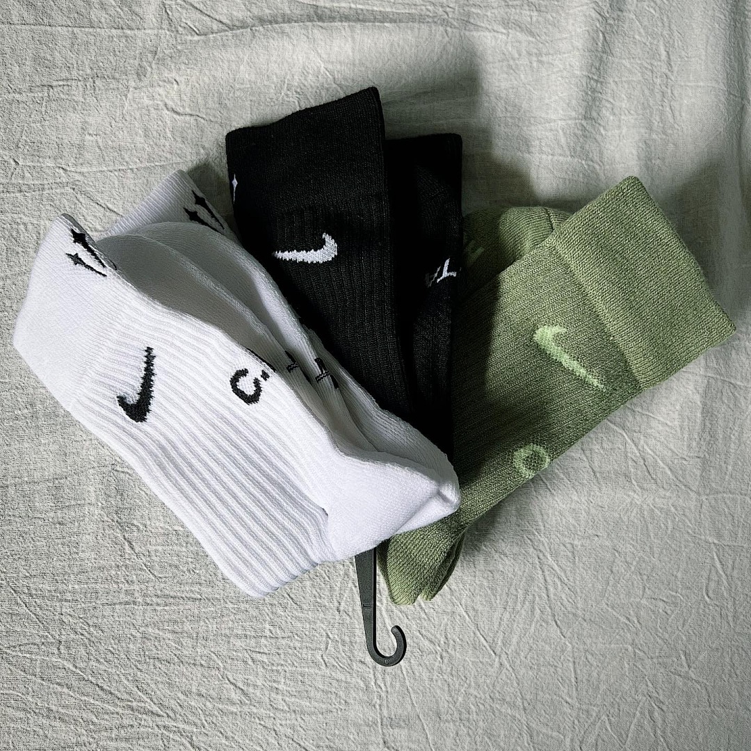 Other Preview Coming Soon——Original Socks Buy Record - Image 2
