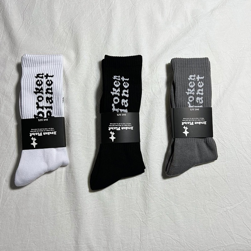 BROKEN PLANET Socks, photo 1