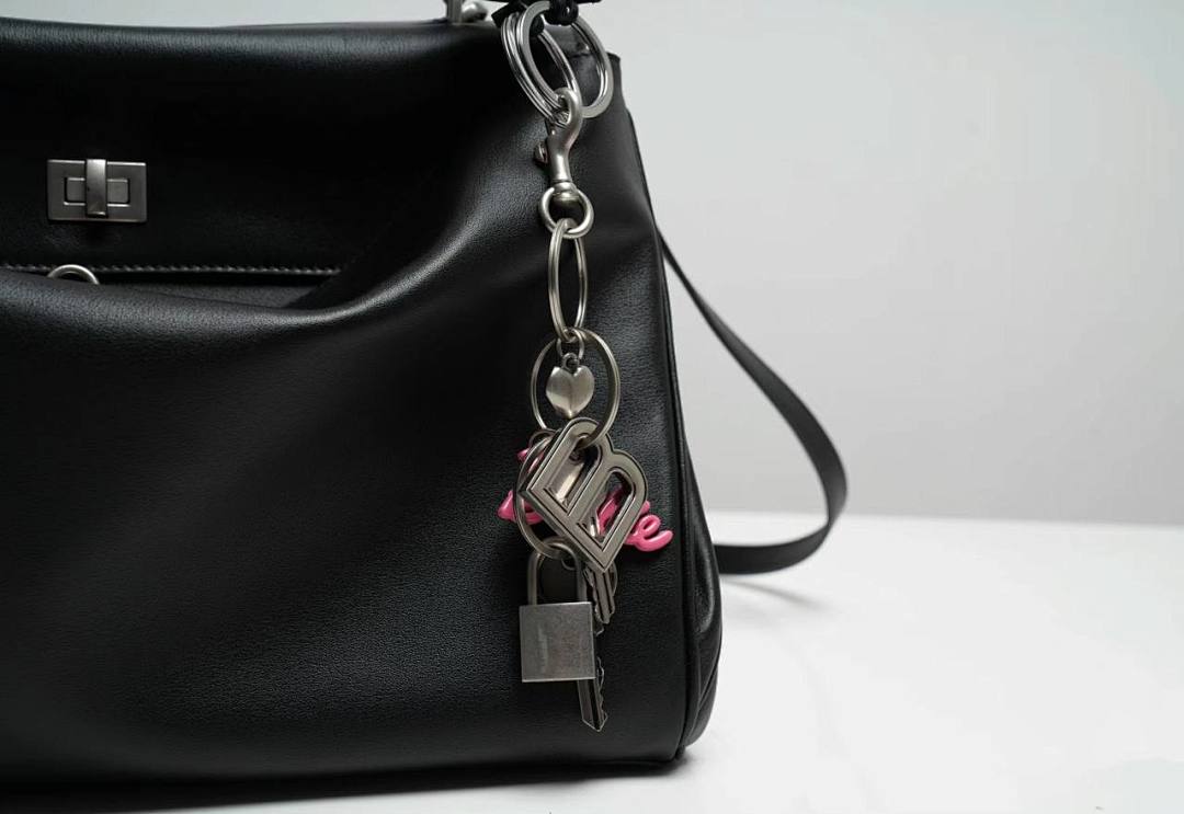 Chanel Bb Kenchain - Image 31