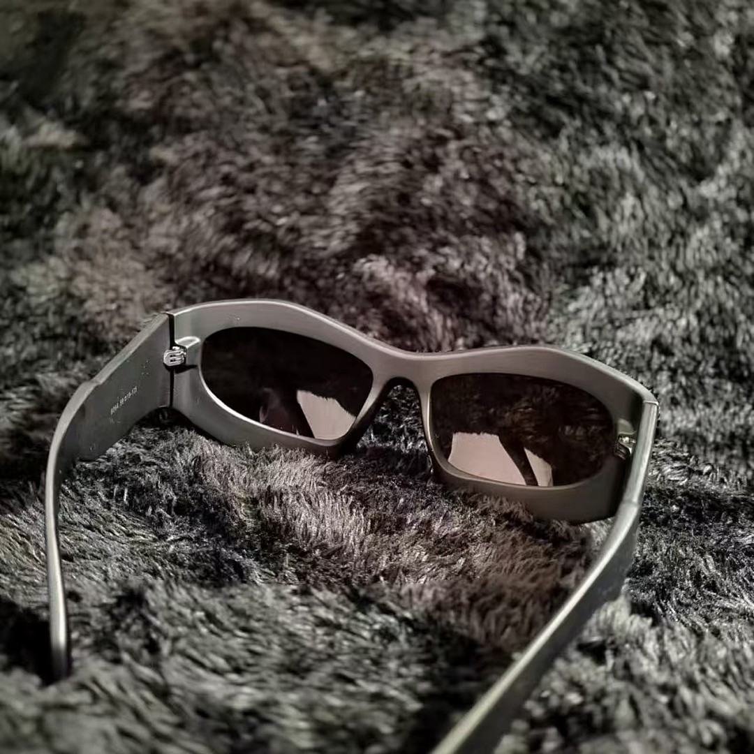 Accessiories GLASS Yupoo - Image 8