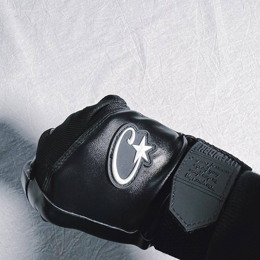 Hats CO Leather Glove Black With Packaing - Image 14