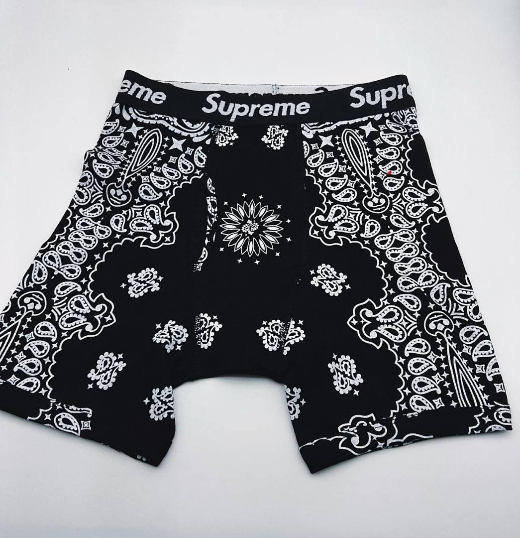 Chanel SU* Hanes Boxer Briefs Fruit Floral Triple (Black/Red/White) - Image 16