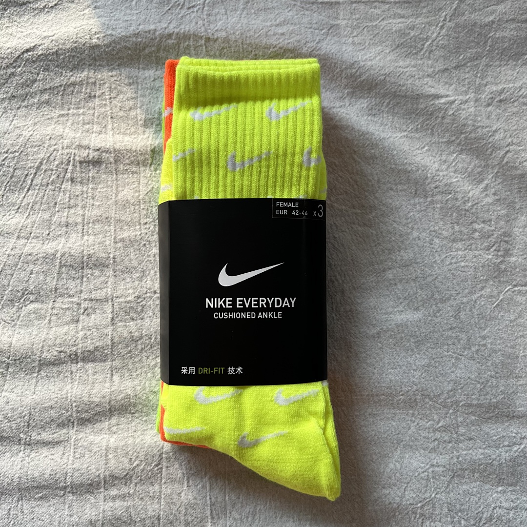 Accessiories Alll Logo NK Socks 3Pac A Set - Image 4