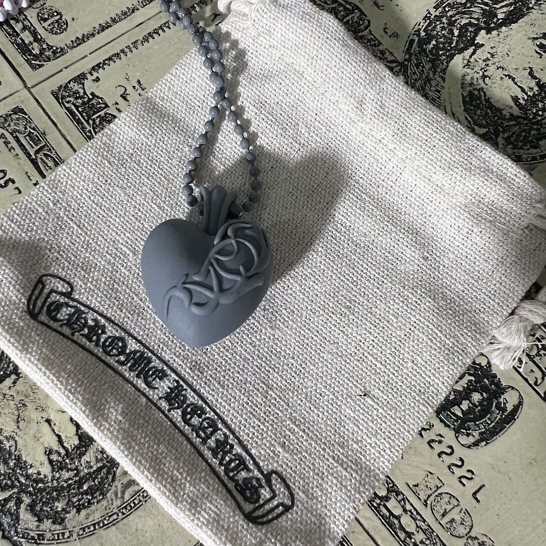 Chanel CHROME HEARTS Necklace - Image 4