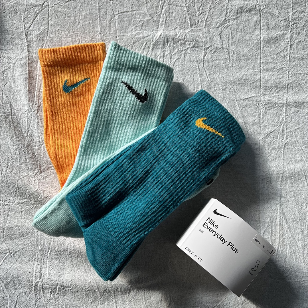 Accessiories NK New Color Towel Trick Socks 3 Pac A Set - Image 11