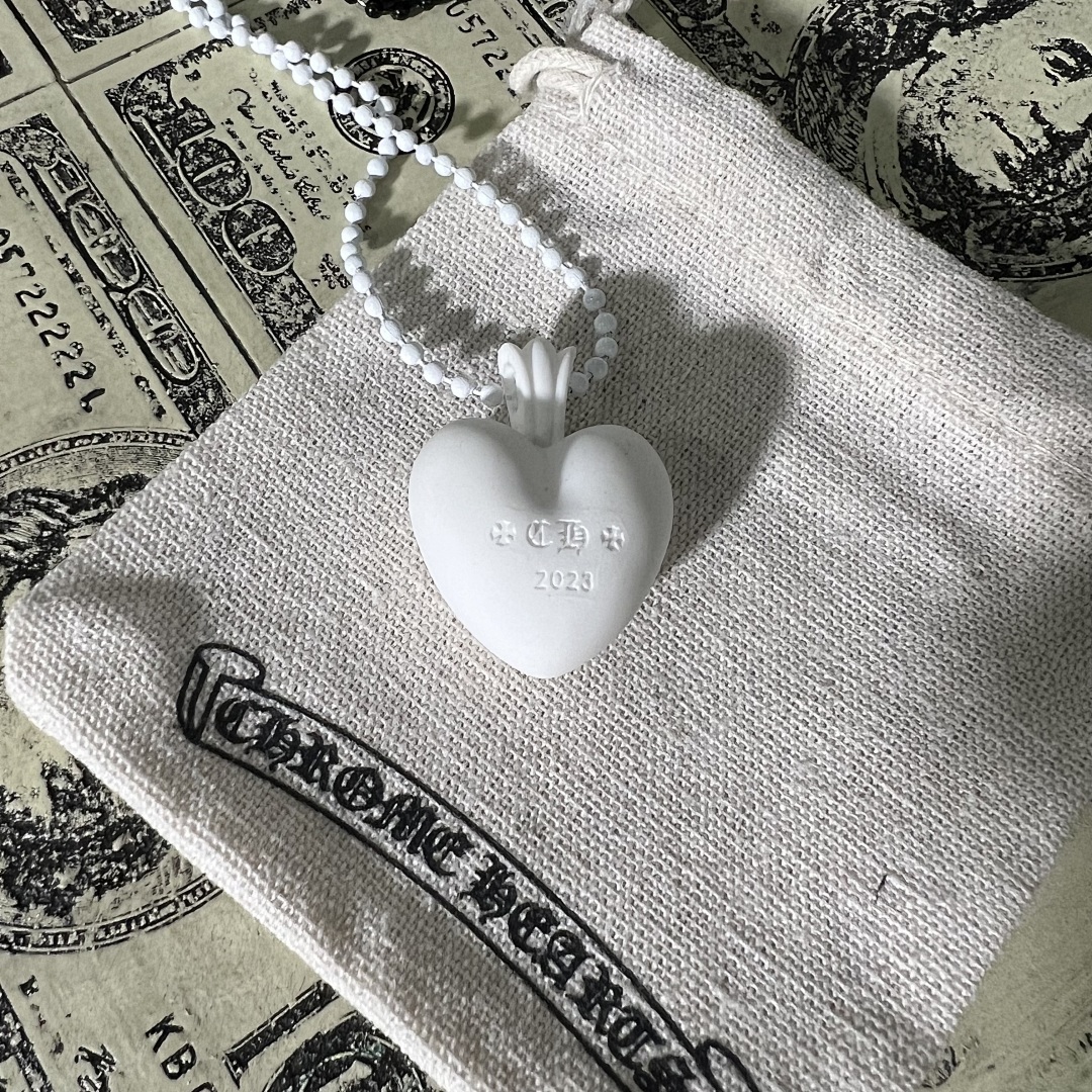 Chanel CHROME HEARTS Necklace - Image 2