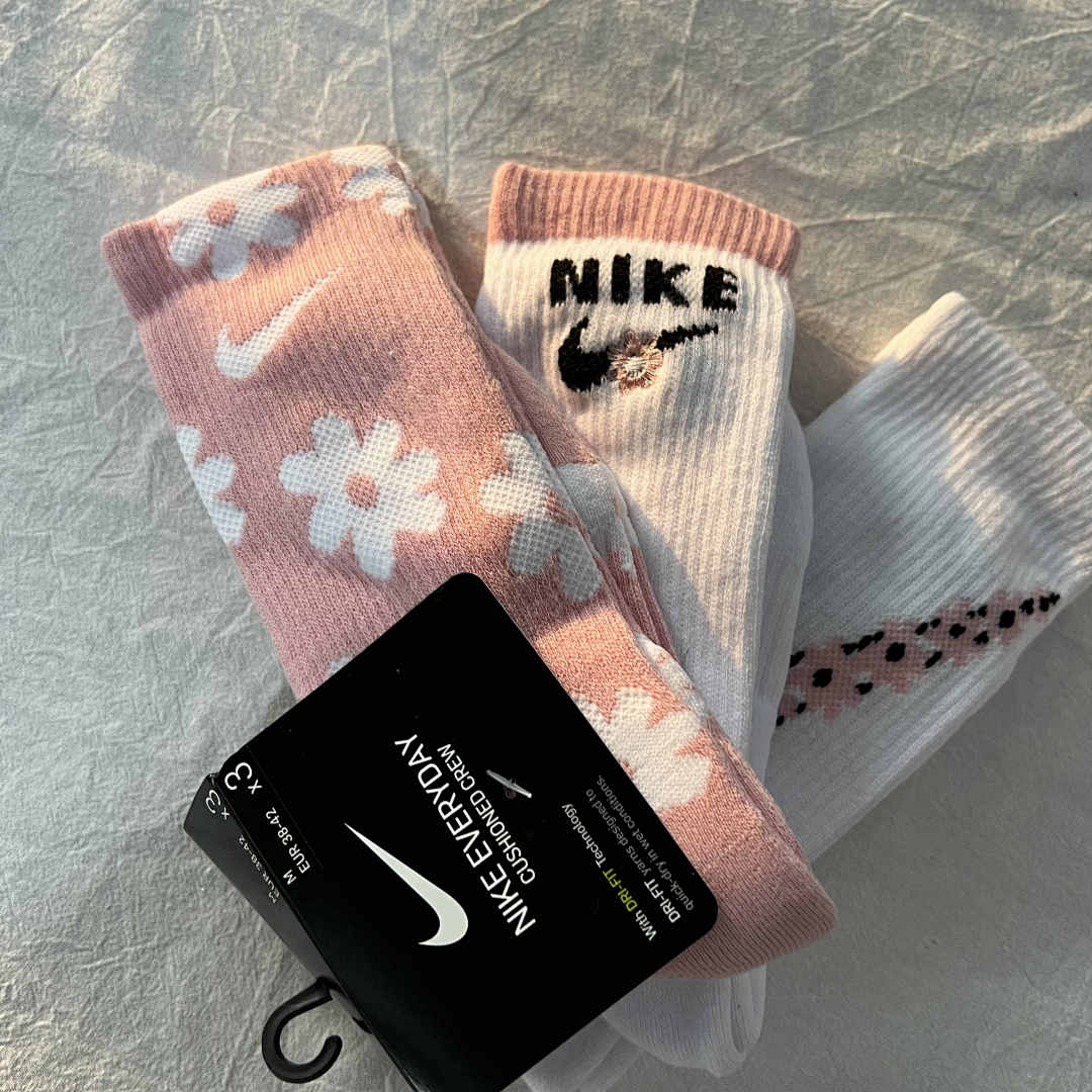 Accessiories NK New Pink 3 Pacs Towel Socks - Image 2