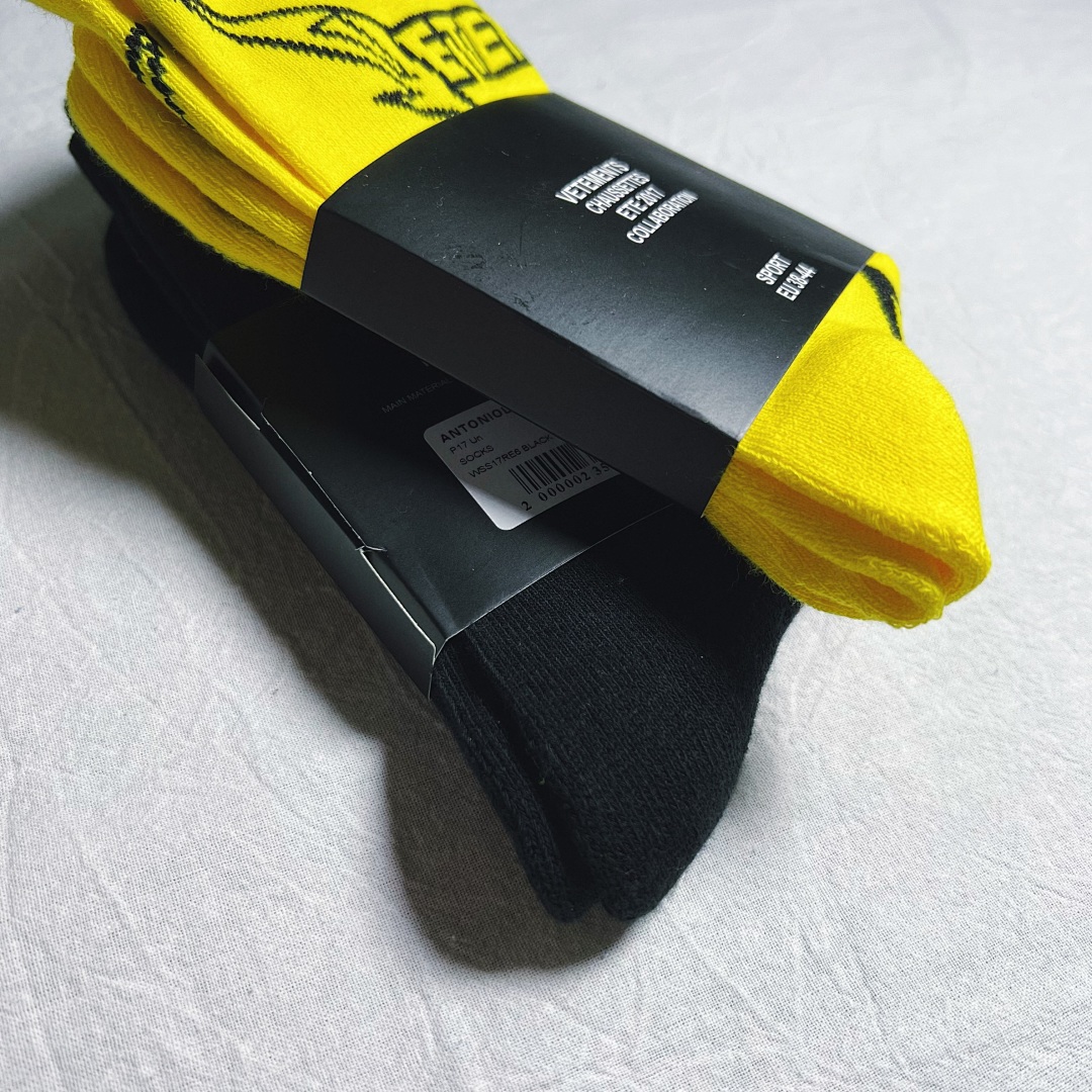 Accessiories Vetements X Reebok Socks 1: 1 - Image 2
