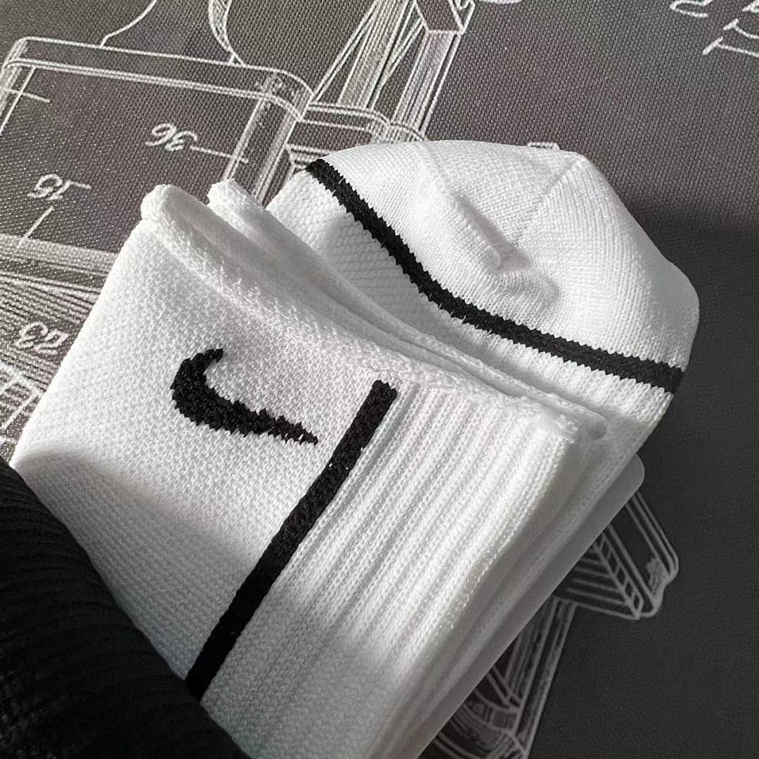Accessiories NEW Quick Dry Sport Socks 3 Pairs - Image 5
