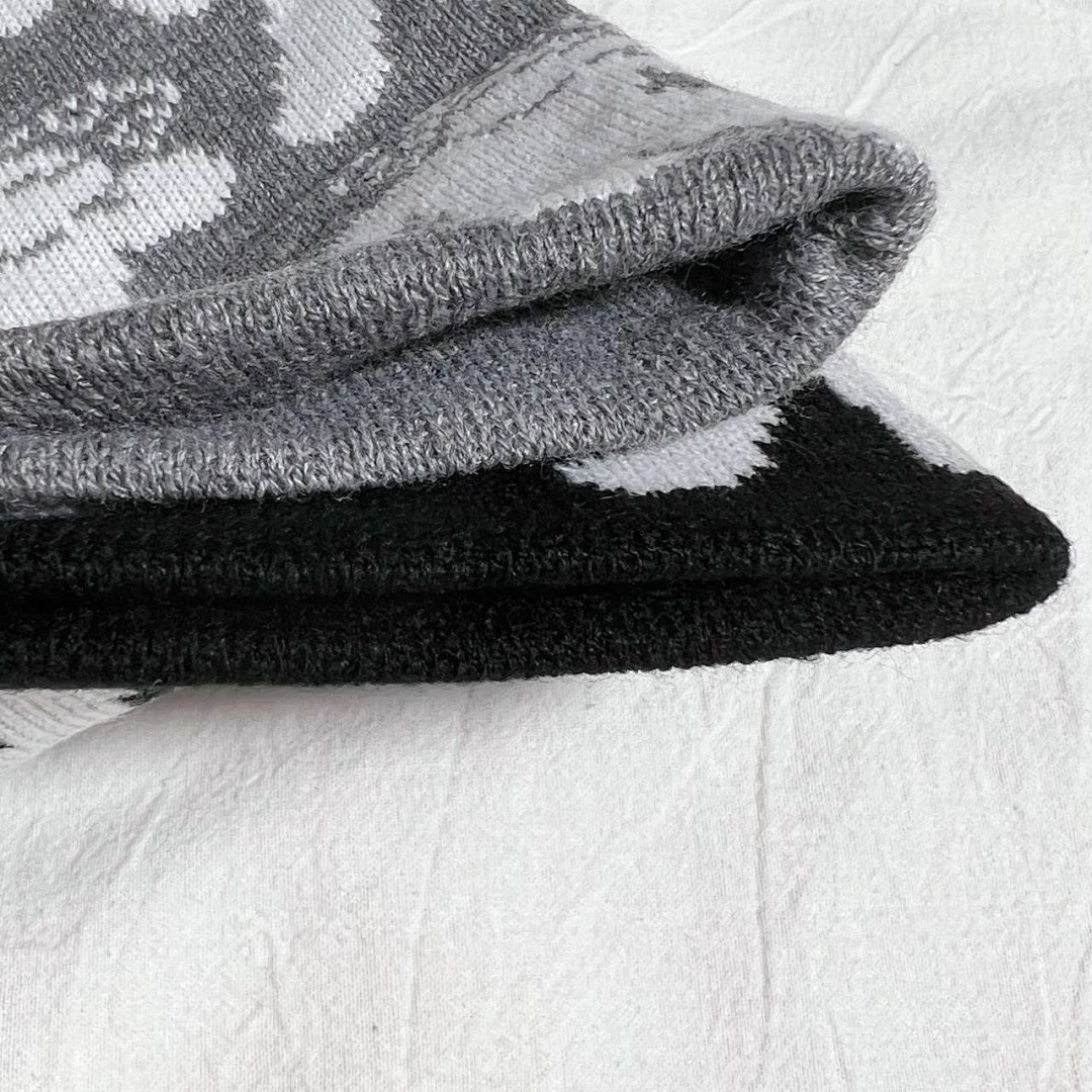 Hats Carsicko Beanie - Image 12